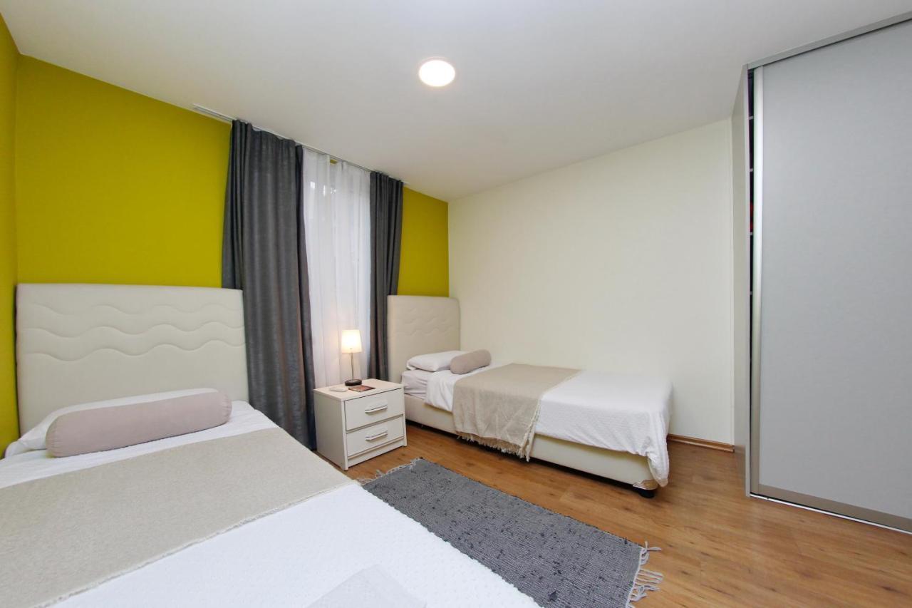 Apartmani Barsa 塞拉耶佛 外观 照片