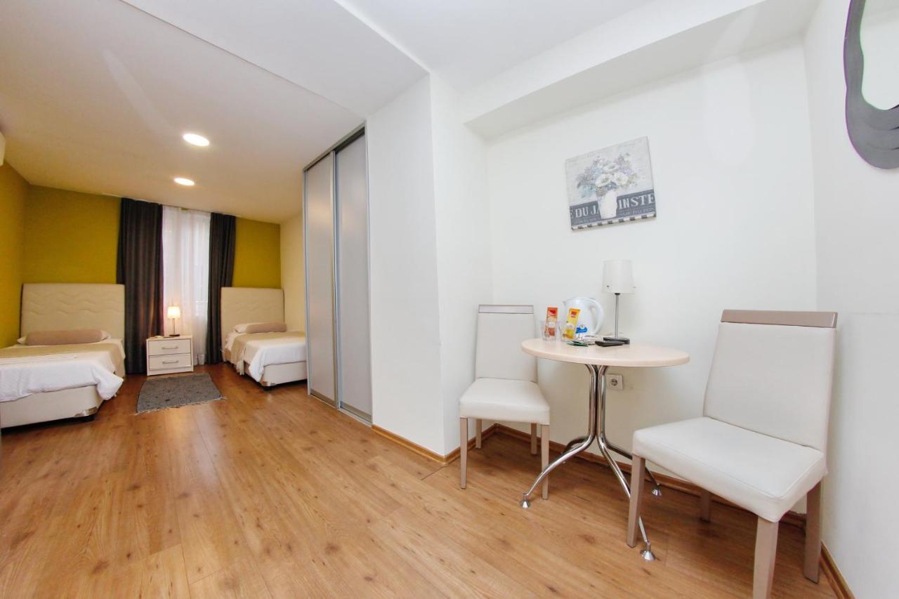 Apartmani Barsa 塞拉耶佛 外观 照片